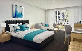 Ensenada Motor Inn And Suites